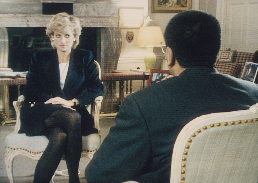 Martin Bashir interviews Princess Diana in Kensington Palace for the television program Panorama. (Photo by Â© Pool Photograph/Corbis/Corbis via Getty Images)